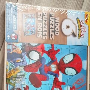 Marvel Spidey Friends Colorful Puzzle Set